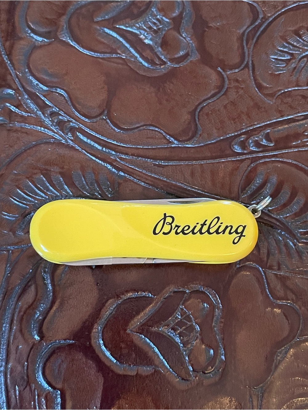 Breitling Yellow Swiss Multi-Tool Pocket Knife - Picture 7 of 14